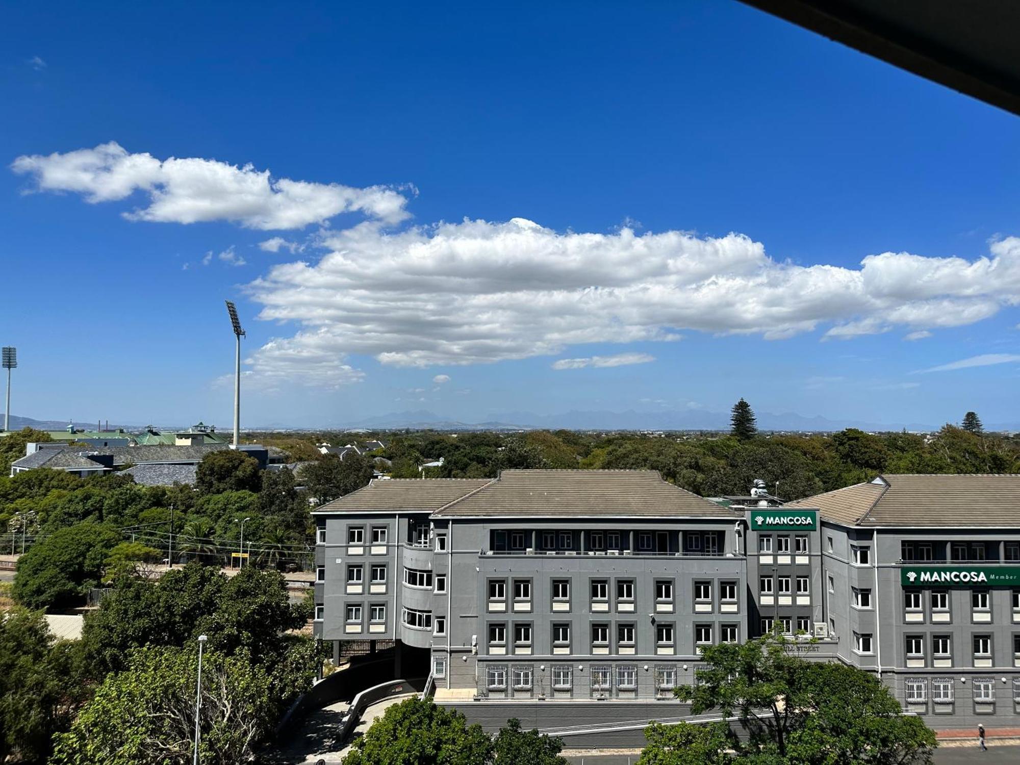 Newlands Peak Apartments Cape Town Exterior photo