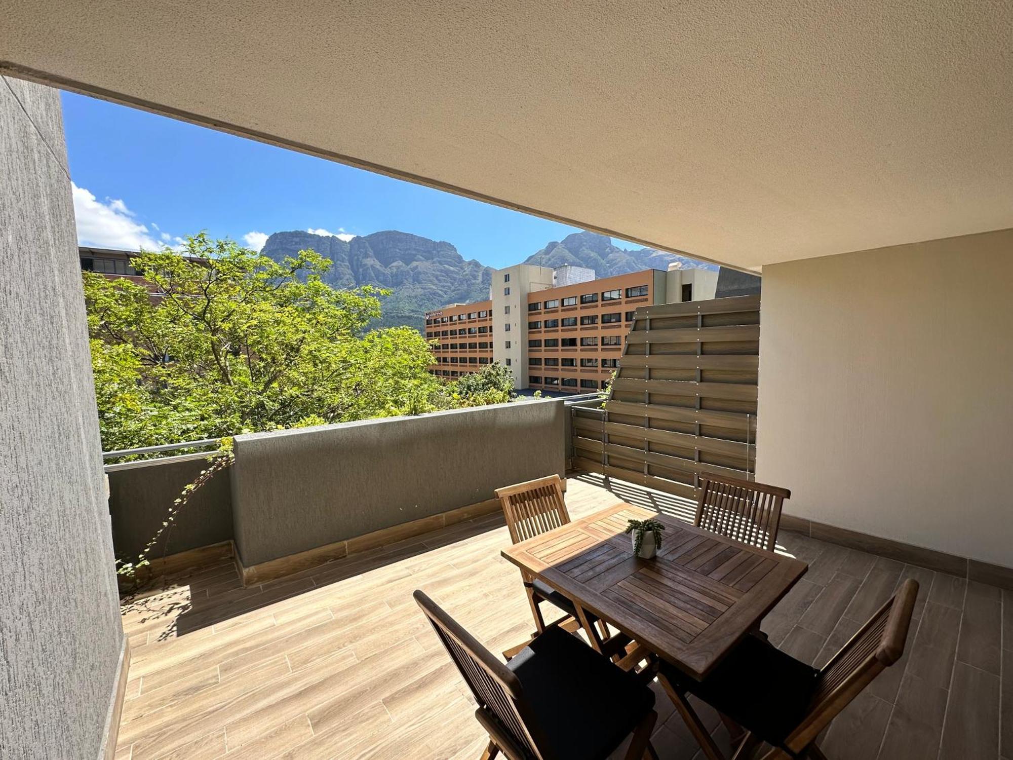 Newlands Peak Apartments Cape Town Exterior photo
