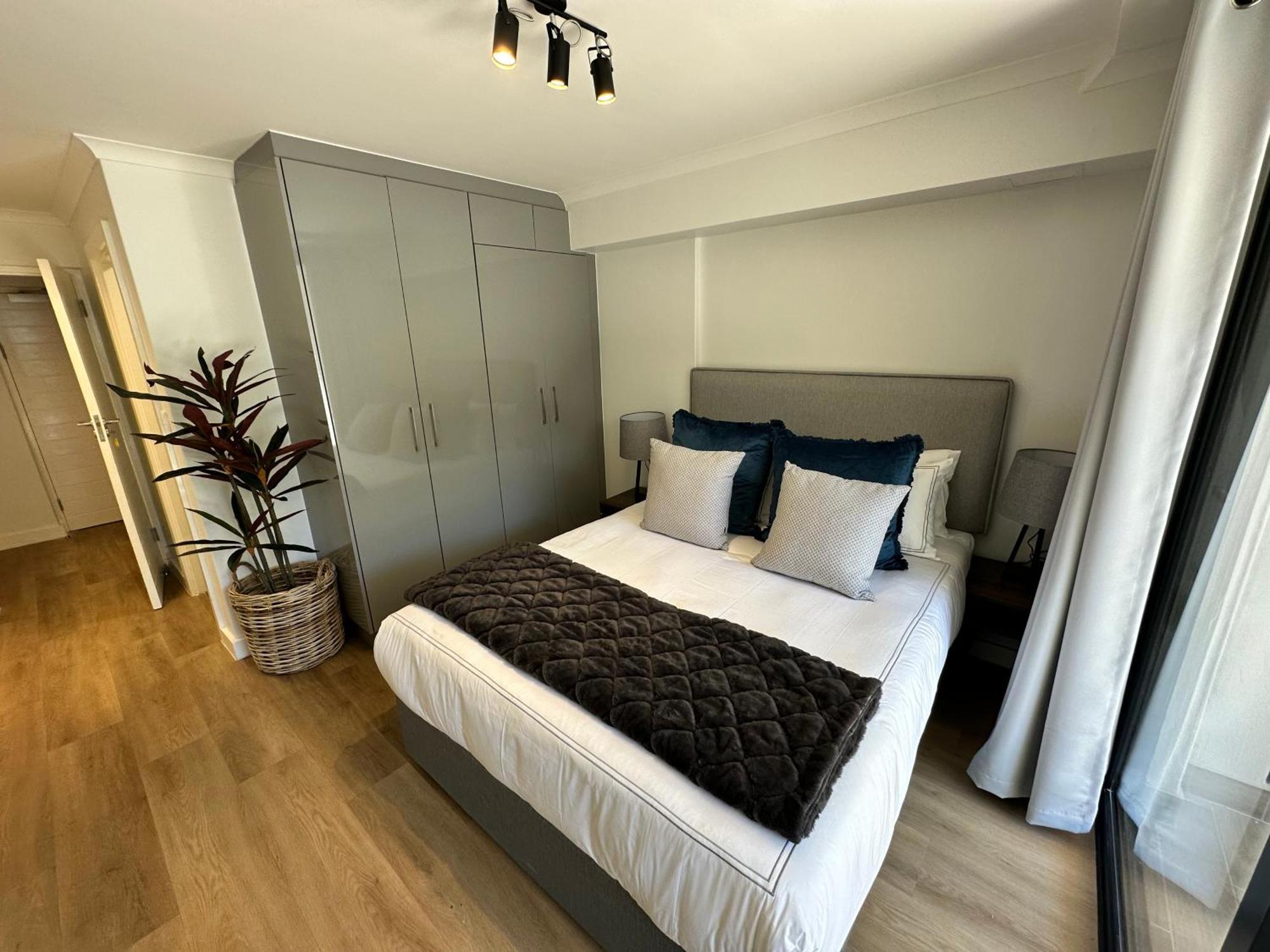 Newlands Peak Apartments Cape Town Exterior photo
